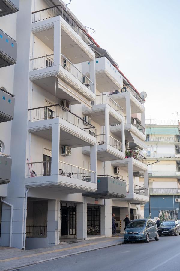 شقة The Whole Packet C4 Center With Parking لاريسا المظهر الخارجي الصورة